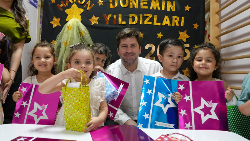 MİNİKLER KARNELERİNİ BAŞKAN BOLTAÇ’TAN ALDI