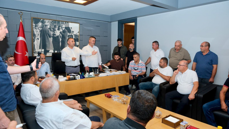 GÜNGÖR GEÇER HAFTA SONU İLÇELERDE YOĞUN MESAİ GERÇEKLEŞTİRDİ