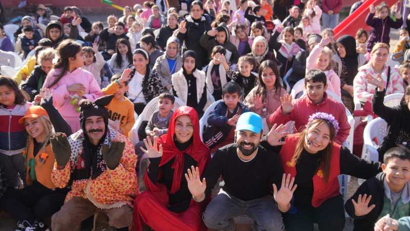 SEYHAN BELEDİYESİNDEN ÇOCUKLARA TİYATRO DOLU SÖMESTİR