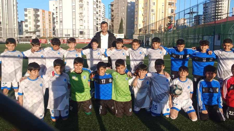 Seyhan'ın parlayan yıldızı 'Doruk Akyollar'