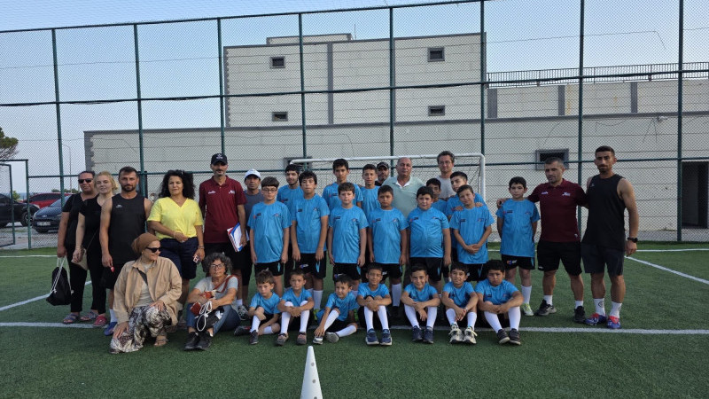 Yumurtalık’ta futbol okulu heyecanı başladı
