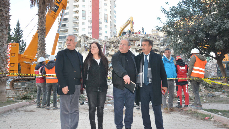 DEPREMZEDELERİN ACILARINI PAYLAŞTILAR