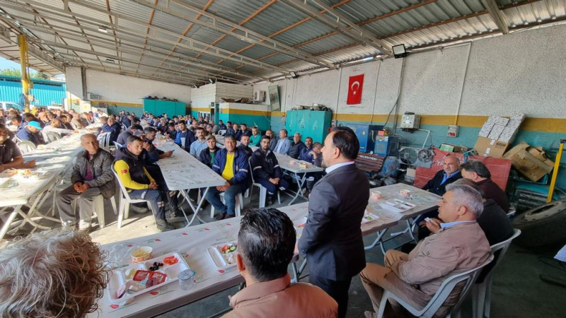 Uludağ, 1 Mayıs’ta işçilerle kahvaltı yaptı