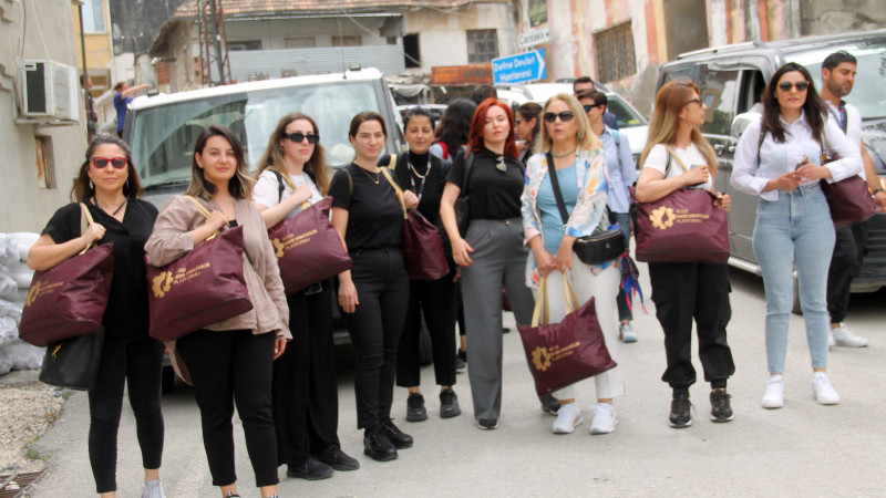 DEPREMZEDE KADINLARA, KADIN DUYARLILIĞI