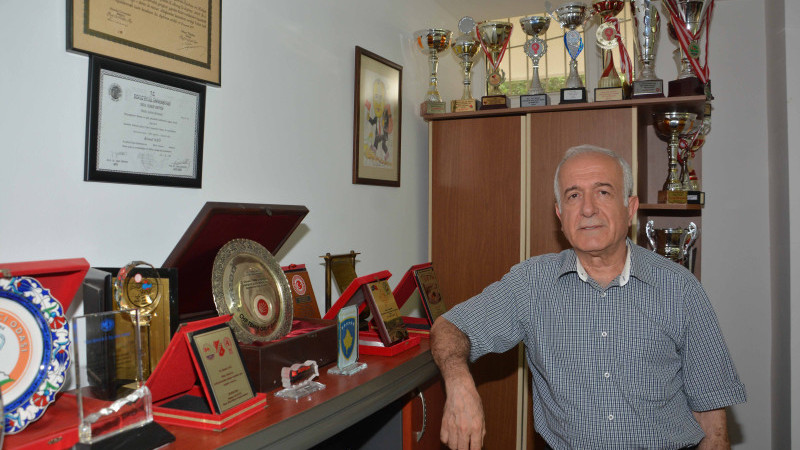 SAĞ’IN ÇAĞRISINA KULAK VERİN”