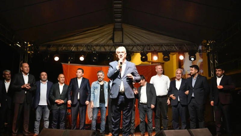 “Dillerde, gönüllerde, her yerdeyiz!”