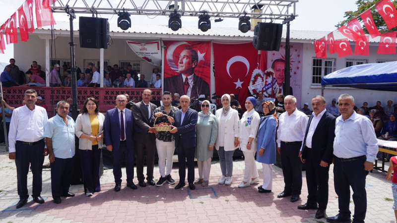 Coğrafi Tescil Belgesi Alan Pozantı Çileği’nin Festivali Yapıldı