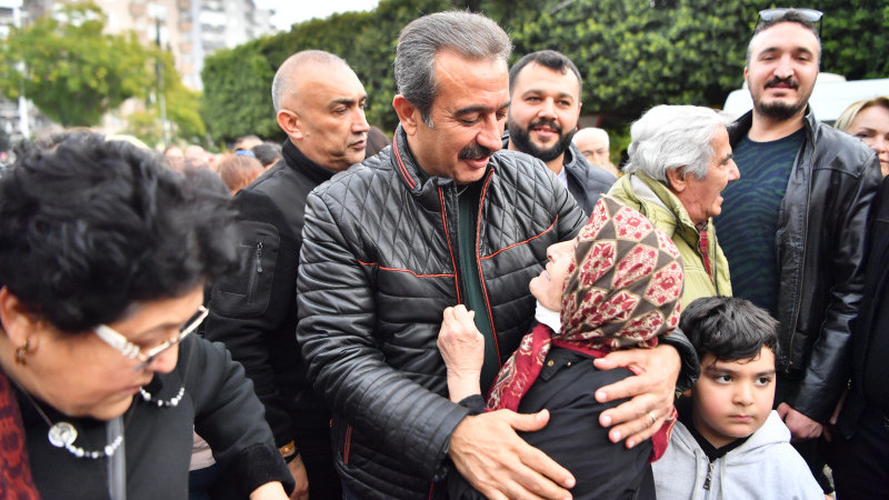 Soner Çetin’e Sosyete Pazarında büyük ilgi