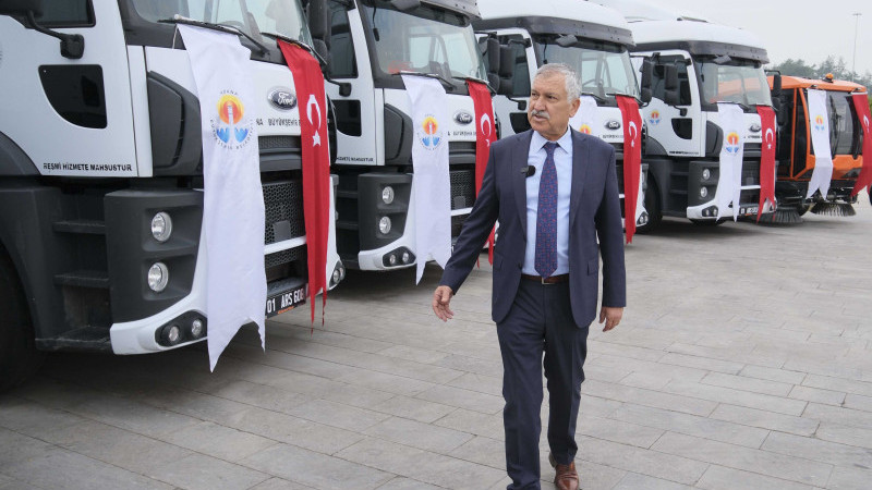 Yeni araçlarla Büyükşehir filosu güçleniyor
