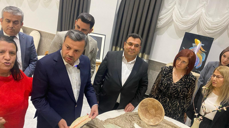 Kocaispir sağlık çalışanı kadınların gününü kutladı