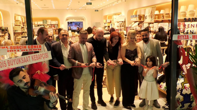 Bella Maison, 01 Burda AVM’de…