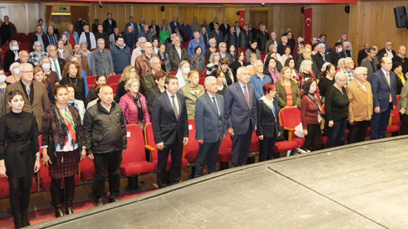 Parçalanmış ailelerin öyküsü yürek burktu