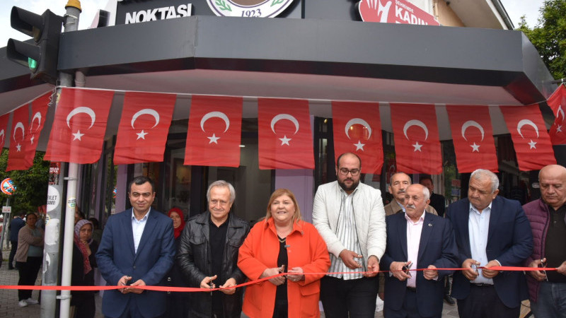 CEYHAN, AÇILIŞLARA DOYMUYOR