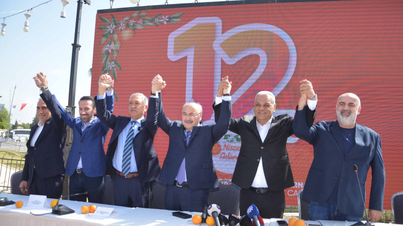 BOZKURT: KARNAVALI BÜYÜK ŞENLİĞE DÖNÜŞTÜRMEYİ HEDEFLİYORUZ