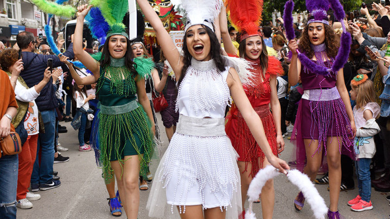KARNAVAL COŞKUSU 12. KEZ ADANA SOKAKLARINDA YAŞANACAK