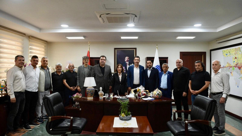 ADANA ASKF’DEN BAŞKAN OYA TEKİN’E HAYIRLI OLSUN ZİYARETİ