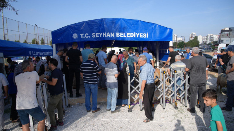 SEYHAN BELEDİYESİ, 4 BİN 734 ADET KURBAN KESİMİ GERÇEKLEŞTİRDİ