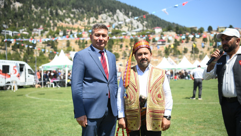 KIZILDAĞ'IN AĞASI SARIÇAM BELEDİYE BAŞKANI BİLAL ULUDAĞ OLDU