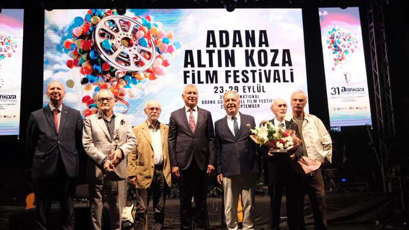 ALTIN KOZA, ORHAN KEMAL EMEK ÖDÜLLERİ TÖRENİYLE BAŞLADI