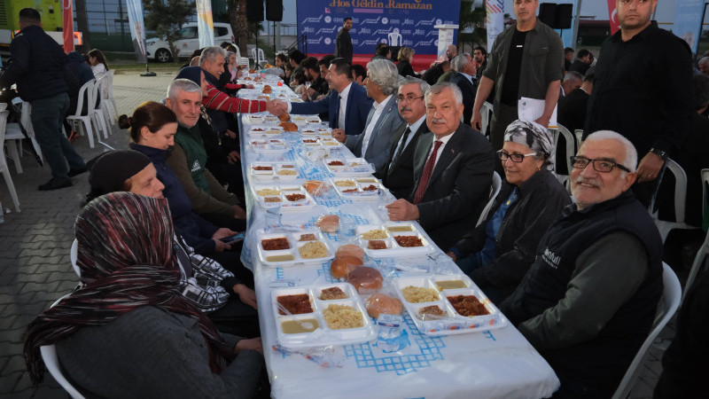 KARATAŞLILAR, BÜYÜKŞEHİR İFTARINDA BİR ARAYA GELDİ