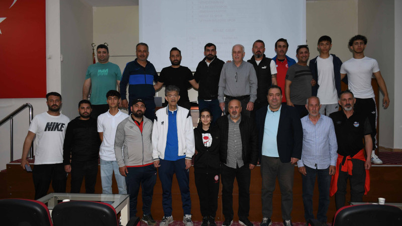 U17 ŞAMPİYONLAR LİGİ KURALARI ÇEKİLDİ