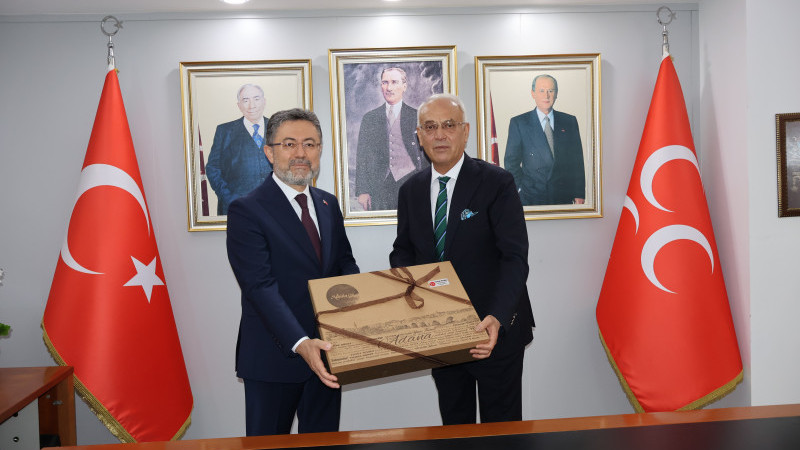 KANLI, BAKAN YUMAKLI'YA ÜRETİCİLERİN SORUNLARINI ANLATTI