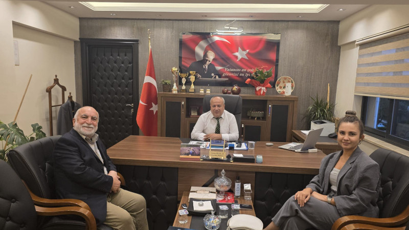 GAZETECİ ÖZKE, GELECEĞİN AYDINLIK YÜZLERİYLE BULUŞTU