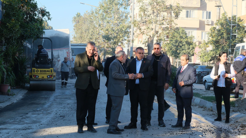 BAŞKAN GEÇER, CEYHAN’DA ZİYARET VE AÇILIŞ GERÇEKLEŞTİRDİ