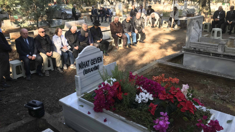 NİHAT GEVEN VEFATININ 3. YILINDA MEZARI BAŞINDA ANILDI
