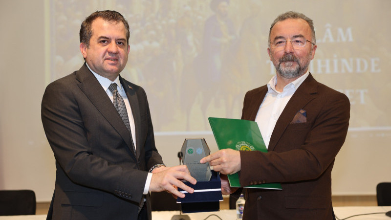 Çukurova Üniversitesinde “İslam Tarihinde Hilafet” Paneli Gerçekleştirildi