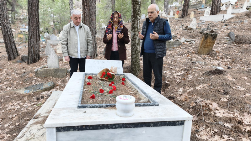 ÇOBAN YURTÇU KABRİ BAŞINDA ANILDI