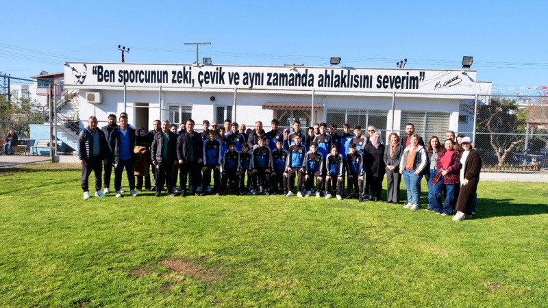 SEYHAN BELEDİYESPOR U14 TÜRKİYE ŞAMPİYONASI İÇİN KONYA’YA UĞURLANDI