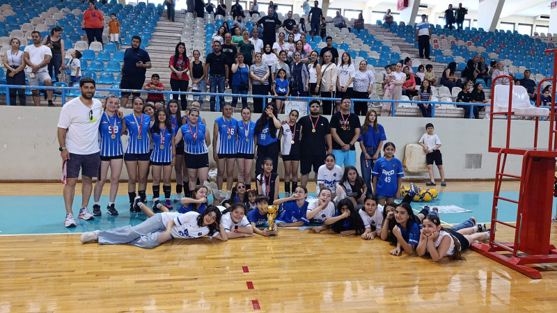 ADANA ACADEMY KÜÇÜK KIZLAR GELİŞİM LİGİ'Nİ NAMAĞLUP ŞAMPİYON TAMAMLADI