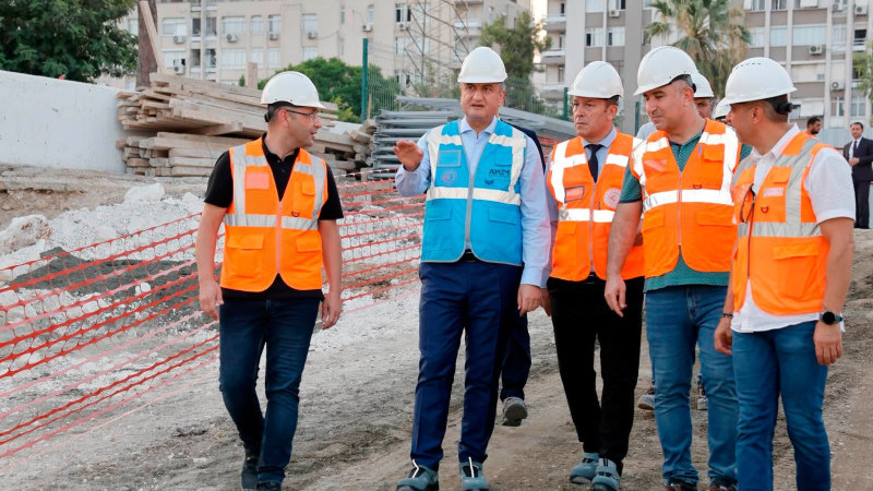 VALİ YAVUZ, KASIM GÜLEK KÖPRÜSÜ'NDE YÜRÜTÜLEN ÇALIŞMALARI İNCELEDİ