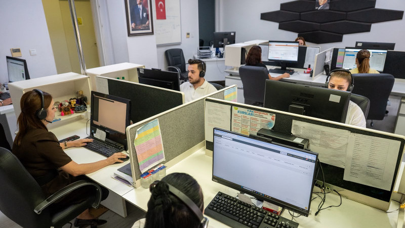 SEYHAN BELEDİYESİ, SİM İLE YURTTAŞLARIN TALEPLERİNE ÇÖZÜM ÜRETİYOR