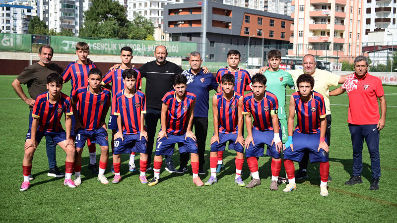 Yeni Mersin İdmanyurdu Son Dakikada 1 Puanı Kurtardı: 2-2